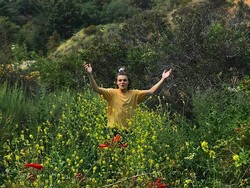 Viral Foto Langka Anak Laki-laki Johnny Depp, Wajah Gantengnya Jadi Perhatian