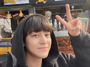 Kim Bum Saat Makan Bareng Lee Dong Wook dan Dapat Food Truck