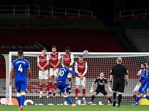 Turun Minum, Arsenal Vs Everton Masih Imbang