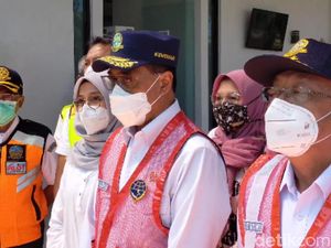 Menhub Cek Penggunaan GeNose C19 Sambil Apresiasi Bandara Banyuwangi