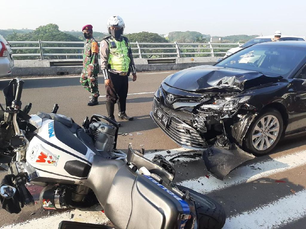 Moge BMW Patwal Ditabrak Sopir Ngantuk, Perbaikan Bisa Tembus Rp 20 Juta Moge BMW Patwal Ditabrak Sopir Ngantuk, Perbaikan Bisa Tembus Rp 20 Juta
