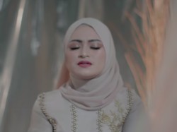 Mualaf, 3 Seleb Rayakan Lebaran Pertama di 2021