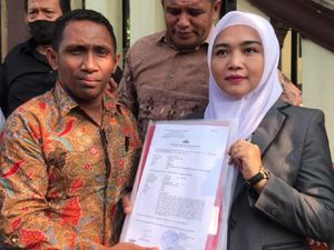 Novi KDI Polisikan Mantan Suami atas Dugaan Pencurian Uang Novi KDI Polisikan Mantan Suami atas Dugaan Pencurian Uang