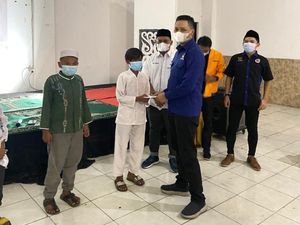 Gelar Kegiatan Ramadhan, Garda Pemuda NasDem Santuni Anak Yatim
