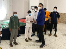 Gelar Kegiatan Ramadhan, Garda Pemuda NasDem Santuni Anak Yatim