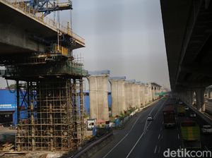 Mulai Hari Ini Tol Japek Buka Tutup Imbas Proyek Kereta Cepat