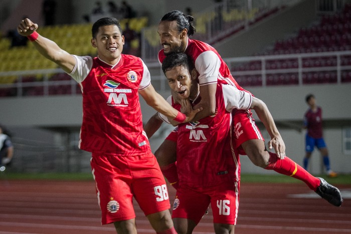Persija Jakarta menjadi juara Piala Menpora 2021 usai menaklukkan Persib Bandung di dua leg pertandingan final.