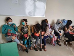 Beroperasi Saat Ramadhan, Belasan Pemandu Lagu Digiring ke Kantor Satpol PP