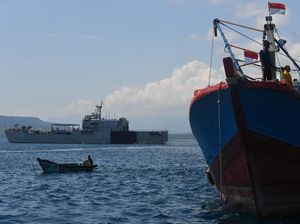 Operasi Pencarian KRI Nanggala-402 Terus Berlangsung Operasi Pencarian KRI Nanggala-402 Terus Berlangsung
