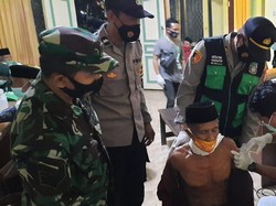 Lampaui Target, 361 Lansia di Lombok Barat Divaksin COVID-19