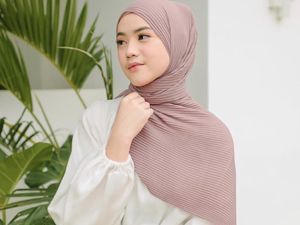 Tren Hijab Lebaran 2021: Pedagang Thamrin City Kompak Jual Jilbab Jenis Ini Tren Hijab Lebaran 2021: Pedagang Thamrin City Kompak Jual Jilbab Jenis Ini