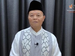 HNW Minta Kemenag Berangkatkan Calon Jemaah Umrah yang Sudah Divaksin