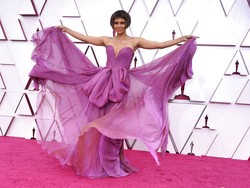 Rambut Baru Jadi Lelucon di Oscars 2021, Ini Respons Halle Berry
