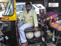 Tsunami Corona di India Dilihat dari Foto-foto Rumah Sakit dan Krematorium