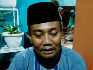 Kenangan Ayah Serda Pandu Kru KRI Nanggala-402 Video Call Pamer Sepatu PDL