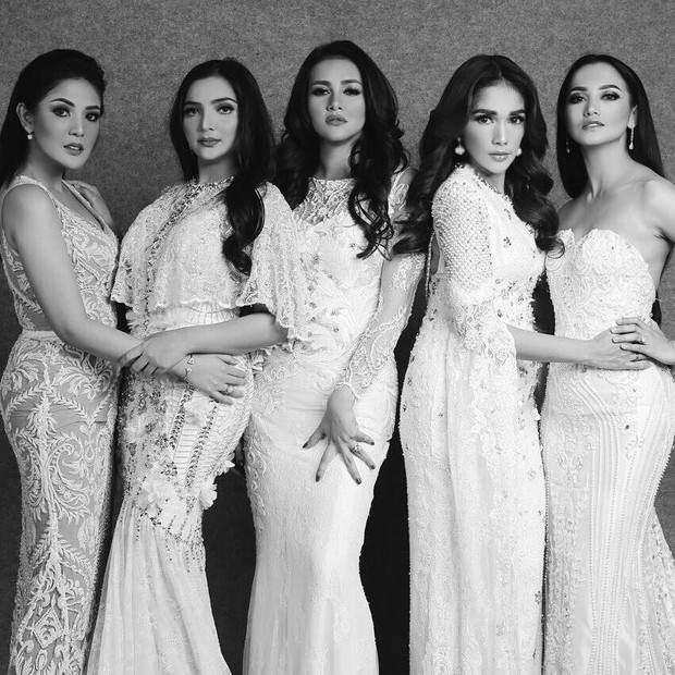 Gaun putih yang glamor/instagram.com/nindyparasadyharsono/ Gaun putih yang glamor