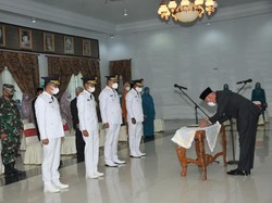 Gubernur Sumbar Lantik Bupati-Wabup Solok dan Solok Selatan