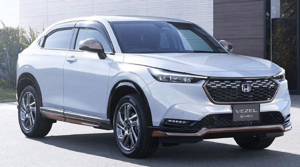 Tampilan Honda HR-V 2021 yang Lebih Elegan Tampilan Honda HR-V 2021 yang Lebih Elegan