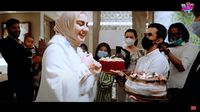 8 Potret Momen Kejutan Ulang Tahun Irish Bella, Banjir Kado Mewah Dari Suami
