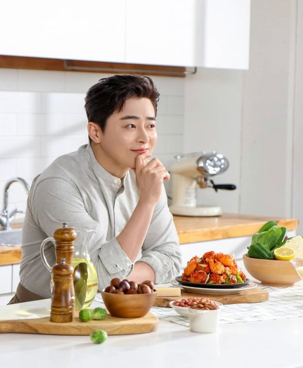 Siapa sih yang enggak kenal dengan Jo Jung Suk? Ahjussi yang satu ini juga enggak kalah nih, Beautynesian.
