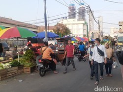 Tak Hanya Penjual, Pembeli Juga Berharap Pasar Kambing Segera Diperbaiki