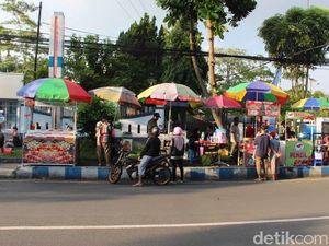 Wajib Beli! 4 Menu Takjil Enak di Pasar Ramadhan Jalan Surabaya Malang Wajib Beli! 4 Menu Takjil Enak di Pasar Ramadhan Jalan Surabaya Malang