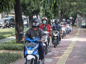 Duh, Trotoar di Daan Mogot Jadi Lintasan Bikers Nakal