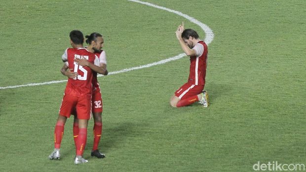 Pemain Persija Jakarta bersyukur atas kemenangan timnya di babak final Piala Menpora 2021.