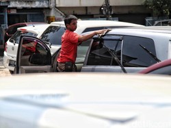 Rental Mobil Kompak Blacklist Pati