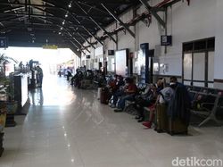 Belum Ada Lonjakan Penumpang di KAI Daop 8 Surabaya Jelang Mudik Dilarang