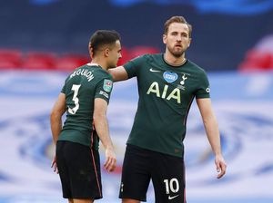 Tottenham Kembali Jadi Pecundang di Final Tottenham Kembali Jadi Pecundang di Final