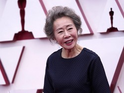 Youn Yuh-jung Ketika Menang Oscar: Kita Semua Adalah Pemenang