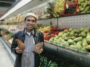 Tak Cuma UAS, Singapura Pernah Larang Masuk Pastor Asal AS