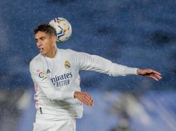 Bagaimana Kontrak Barumu di Real Madrid, Varane?