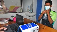 Ada Layanan Tes GeNose Gratis Nih di Terminal Serang Banten