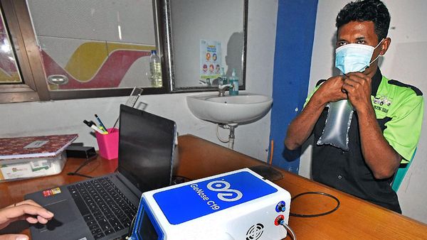 Ada Layanan Tes GeNose Gratis Nih di Terminal Serang Banten