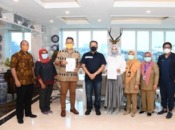 Bamsoet Dukung Vaksinasi 3.000 Lansia & Pekerja Wisata di Jakarta