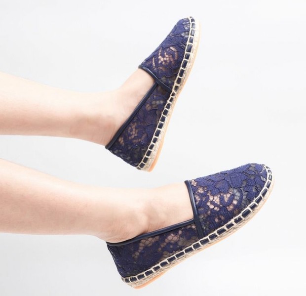 Model Sepatu untuk Kaki Lebar