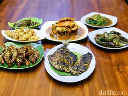 Gurihnya Seafood Segar Racikan H. Moel yang Legendaris di Cirebon