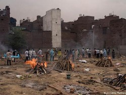 India Darurat Corona, Pakar Ragukan Angka Kematian Resmi COVID-19