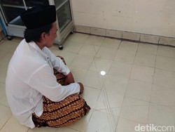 Masjid di Solo Ini Tetap Andalkan Jam Istiwa untuk Akurasi Waktu Salat