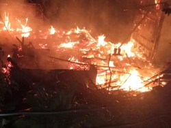Dua Peristiwa Kebakaran Terjadi di Sukabumi dalam Semalam