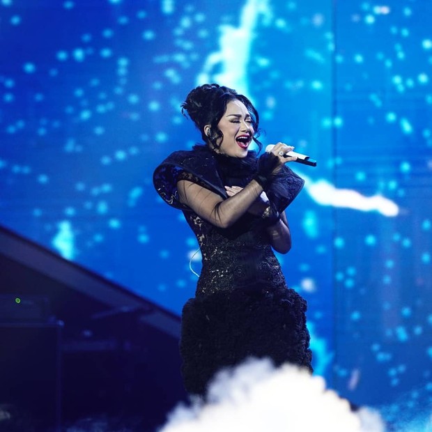 Krisdayanti dan Melissa/instagram.com/indonesianidolid/ Krisdayanti dan Melissa