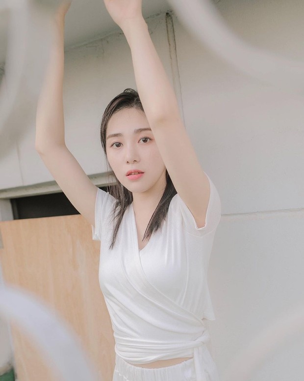 Kwon Mina eks AOA (Instagram.com/kvwowv)