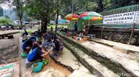 Foto: Pijat Belerang dari Mata Air Panas Pancuran Pitu di Baturraden