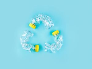 Sampah Plastik PET Transparan Diincar Industri Daur Ulang Sampah Plastik PET Transparan Diincar Industri Daur Ulang