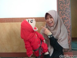 Yeni Hardianti, Berdakwah Melalui Dongeng yang Disukai Anak-anak