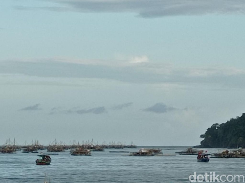Aktivitas Bagang Merusak Ekosistem Laut Pangandaran Aktivitas Bagang Merusak Ekosistem Laut Pangandaran