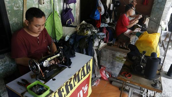 Ramadhan, Jasa Permak Pakaian di Bogor Kebanjiran Order
