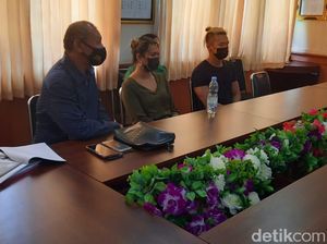 Bule Prank Masker Pake Lukis Wajah Minta Maaf